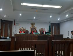 Sidang Lanjutan Atas Kasus Mal PraktekTerhadap Ovares H.S Ditunda yang Ke 8 Kalinya