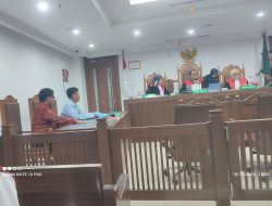 Sidang ke-10 Mal Praktek telah di mulai lagi tetapi pihak pengadilan harus menunda 