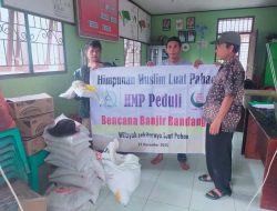 Himpunan Muslim Luat Pahae (HMP) Salurkan Bantuan untuk Korban Banjir di Desa Sukamaju