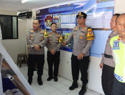 Kapolres Priok Cek Pos Pam, Pos Terpadu dan Pos Yan, Pastikan Mudik Aman Keluarga Bahagia