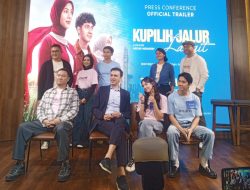 Zee Asadel & Emir Mahira Sah Sebagai Pasutri di Official Trailer Film “Kupilih Jalur Langit