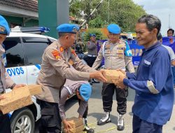 Jumat Berkah di Tanjung Priok: Wujud Kepedulian Polri Pererat Silaturahmi dengan Masyarakat