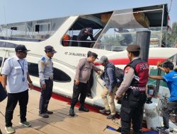 Polres Kepulauan Seribu Perkuat Pengamanan Dermaga Antisipasi Lonjakan Wisatawan Libur Panjang