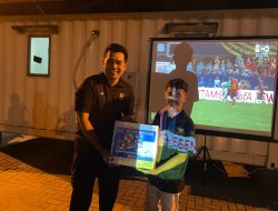 Jaga Jakarta On The Spot, Nobar Kualifikasi Piala Dunia 2026, Polres Pelabuhan Tanjung Priok Pererat Silaturahmi Bersama Sopir Truk dan Komunitas Pelabuhan