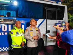 Satuan Lalu Lintas Polresta Sidoarjo menghadirkan inovasi layanan SIM Malam Pelayanan Terpadu Satu Atap
