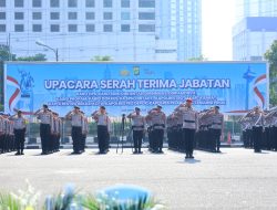 *Kapolda Metro Jaya Pimpin Sertijab PJU dan Kapolres Jajaran, Penyegaran Organisasi Perkuat Pelayanan Masyarakat*
